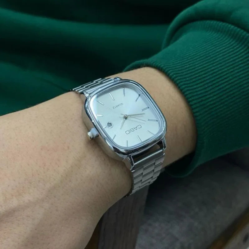 Casual Vintage Watch – Classic Analog Style | 2024 Limited Edition