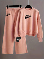 Nike - women set for winter