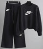 Nike - women set for winter